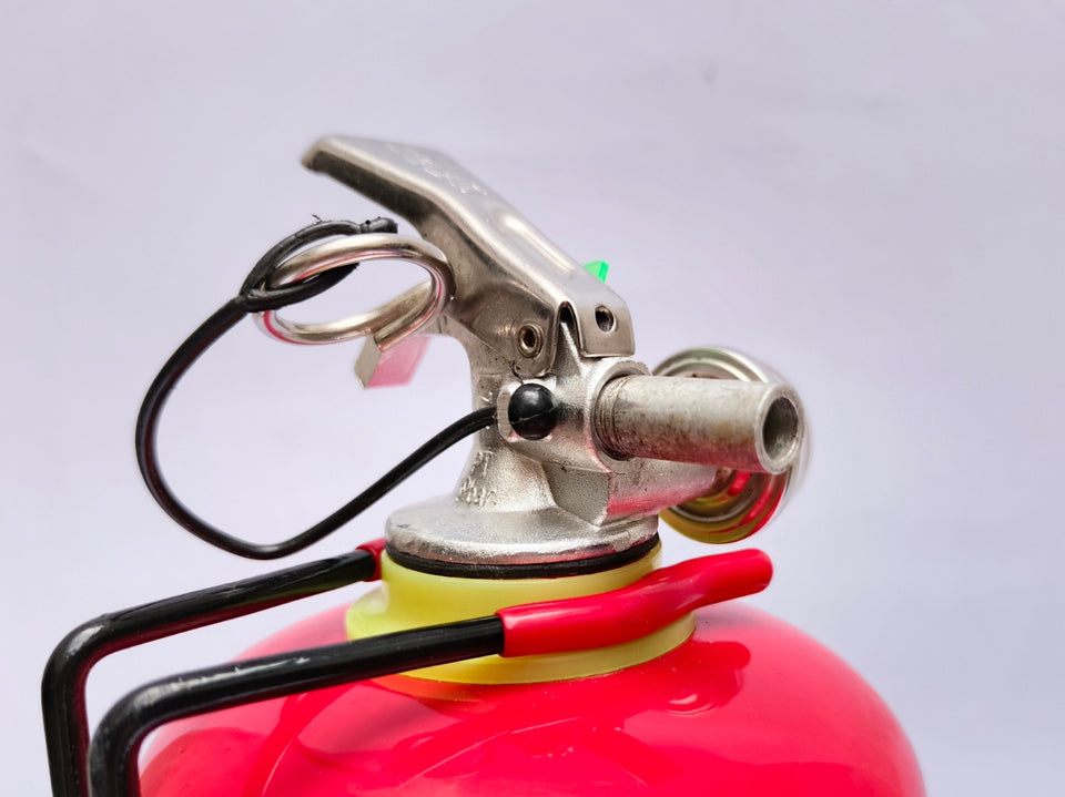 Fire Extinguisher 2kg Dcp (Powder)